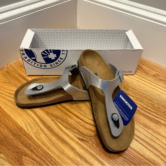 Birkenstock Other - Birkenstock Gizeh kids Sandals 34/L3/MM220 silver